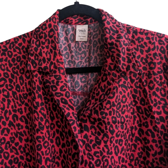 Smash + Tess Roxy Roaring Red Leopard Romper - Picture 7 of 9